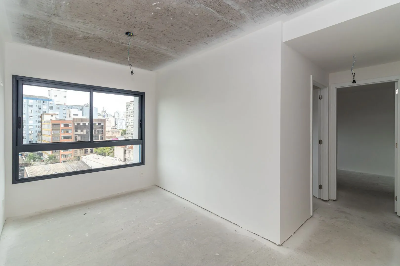 Imagem Apartamento no Go Cidade Baixa de 2 dormitórios vaga e infra DESOCUPADO