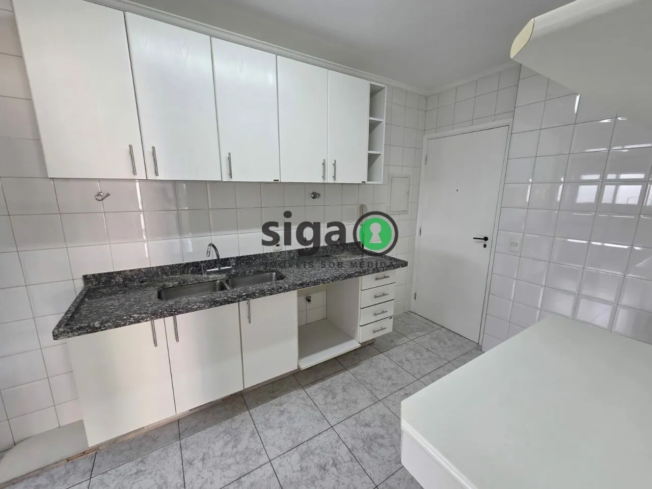 Imagem Apartamento Brooklin com 3 dormitórios, suíte, varanda e lazer completo com quadra de tên