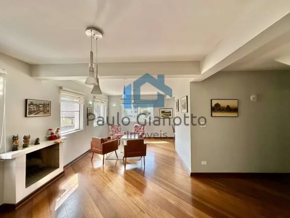 Imagem Casa Espetacular com 5 suítes, gourmet, piscina e hóspedes!
