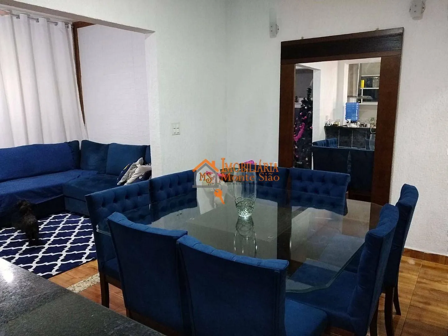 Imagem Sobrado com 4 dormitórios à venda, 300 m² por R$ 650.000,00 - Cocaia - Guarulhos/SP