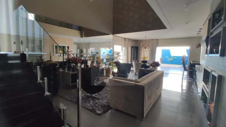 Imagem Casa de luxo em condomínio fechado no Jardim Itália - Cuiabá-MT 4 suítes, 382m², 4 vagas Próximo ao clube Imperdível!
