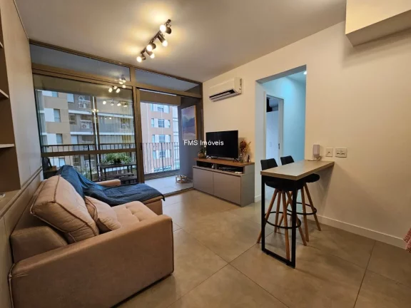 Foto do imóvel Imperdível oportunidade: Apartamento à venda em São Paulo-SP, Vila Madalena, 2 quartos, 1 suíte, 1 vaga de garagem!