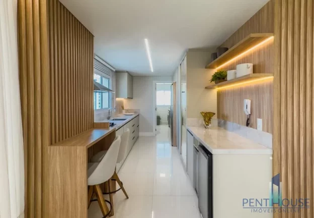 Imagem Apartamento Zona Central para Venda em Balneário Camboriú, CENTRO, 4 dormitórios, 2 suítes, 4 banheiros, 2 vagas