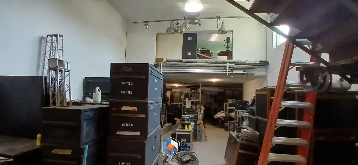 Imagem Casa comercial para venda em São Judas, 331m²
