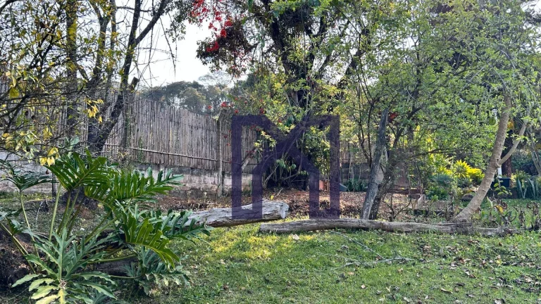 Imagem Chácara com 5 dormitórios à venda, 10000 m² por R$ 750.000,00 - São Pedro - Itajubá/MG