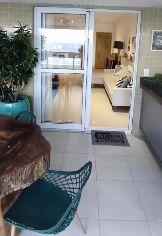 Imagem APARTAMENTO COM 212,00 m² - CANTO DO FORTE - PRAIA GRANDE SP