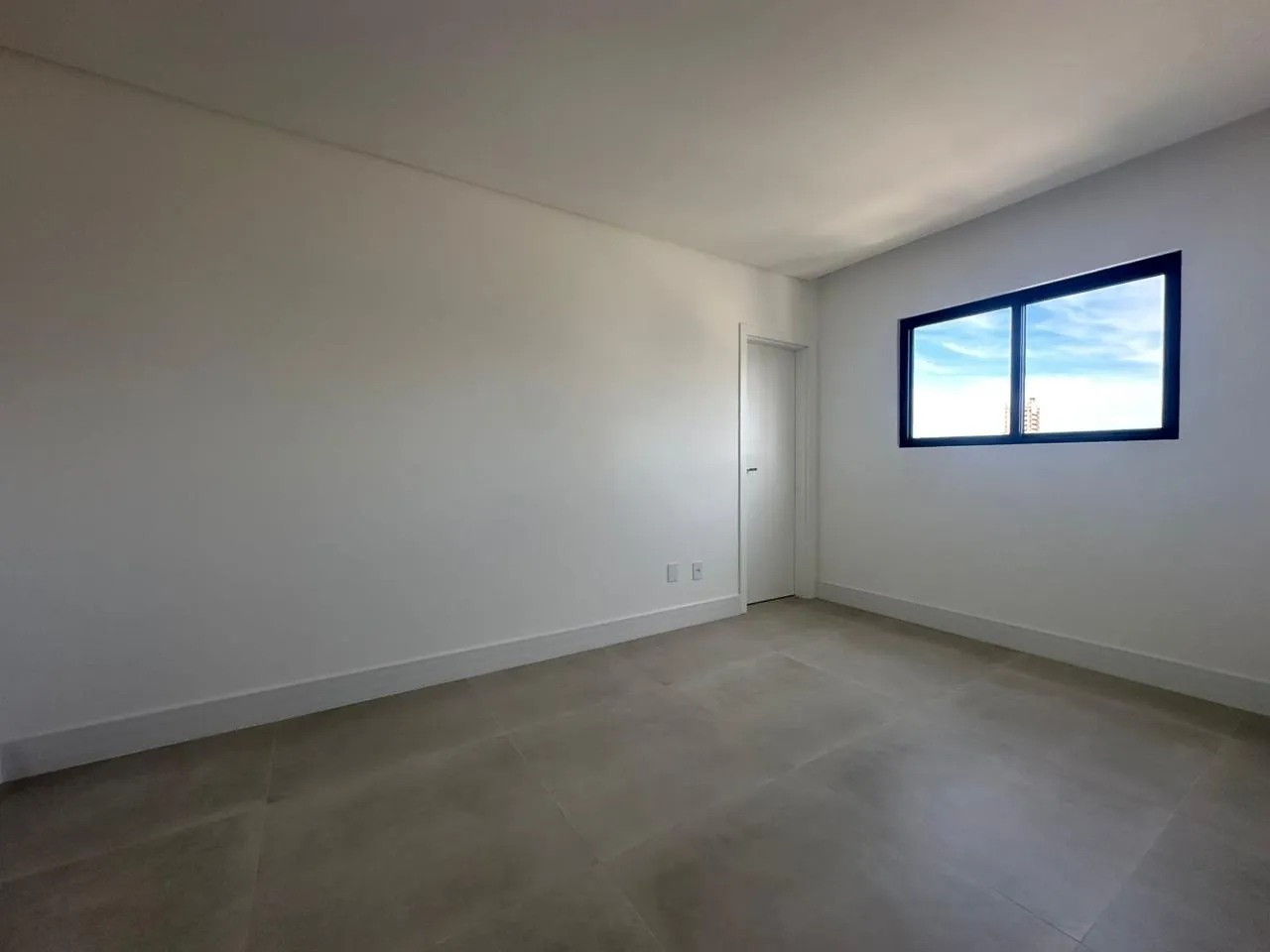 Imagem Apartamento à venda com 185m2 por R$ 2.500.000,00