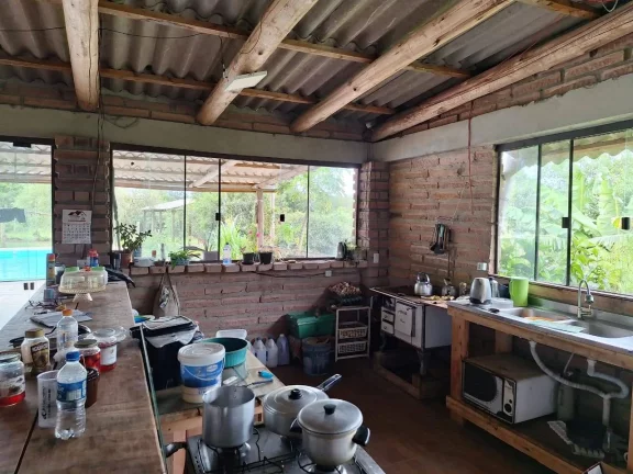 Imagem EXCELENTE!!! Sitio com 2 Ha. Casa, Salão de Festas, Piscina, Águas Claras