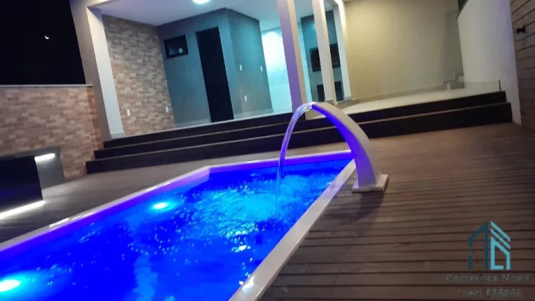 Imagem Casa linda no bairro universitário Pedra Branca, 03 quartos c/suíte, piscina, em Palhoça SC