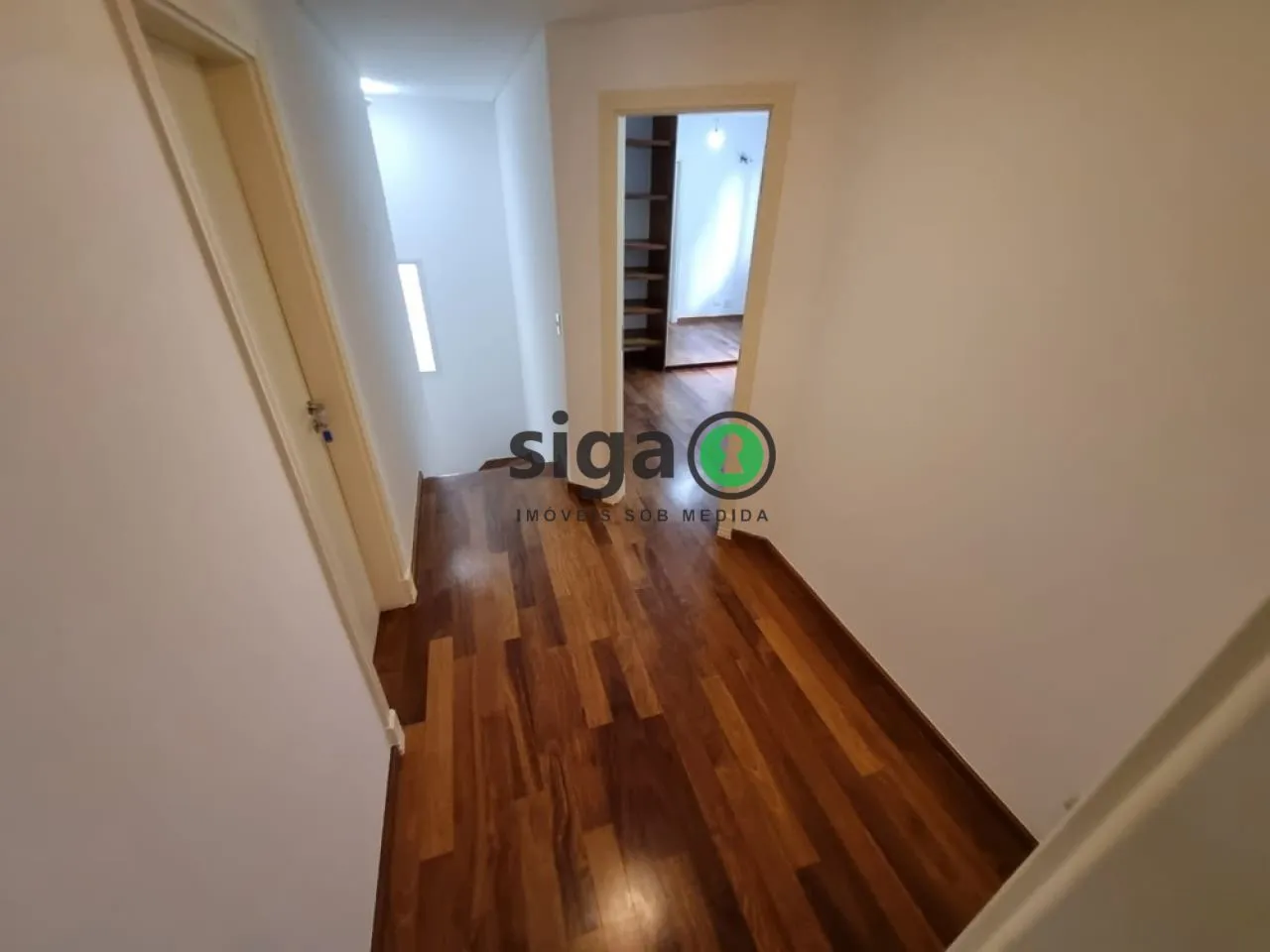 Imagem Casa em condomínio fechado a venda no Brooklin com 4 quartos