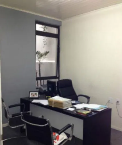 Imagem Prédio Comercial em Cidade Baixa