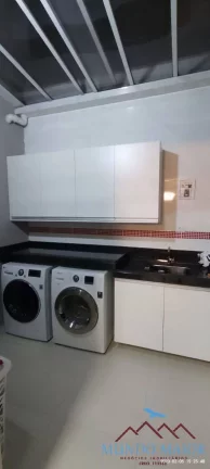 Imagem Sobrado 3 Quartos e 3 banheiros - 3 vagas à Venda, 150 m R$ 784.000.00!