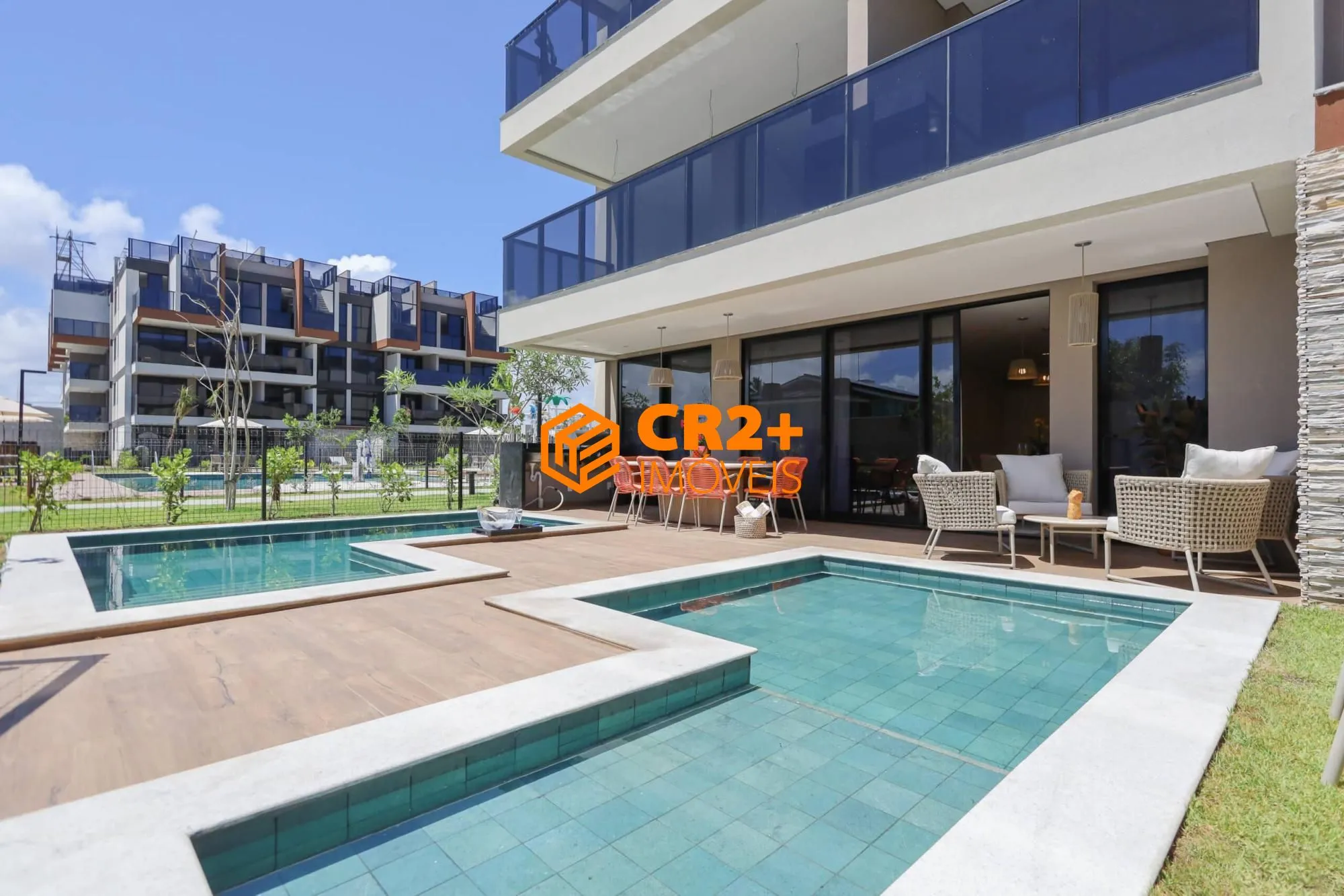 Imagem Térreo de Luxo em Muro Alto | 4 Suítes | Piscina e Deck Privativos | Beira-Mar