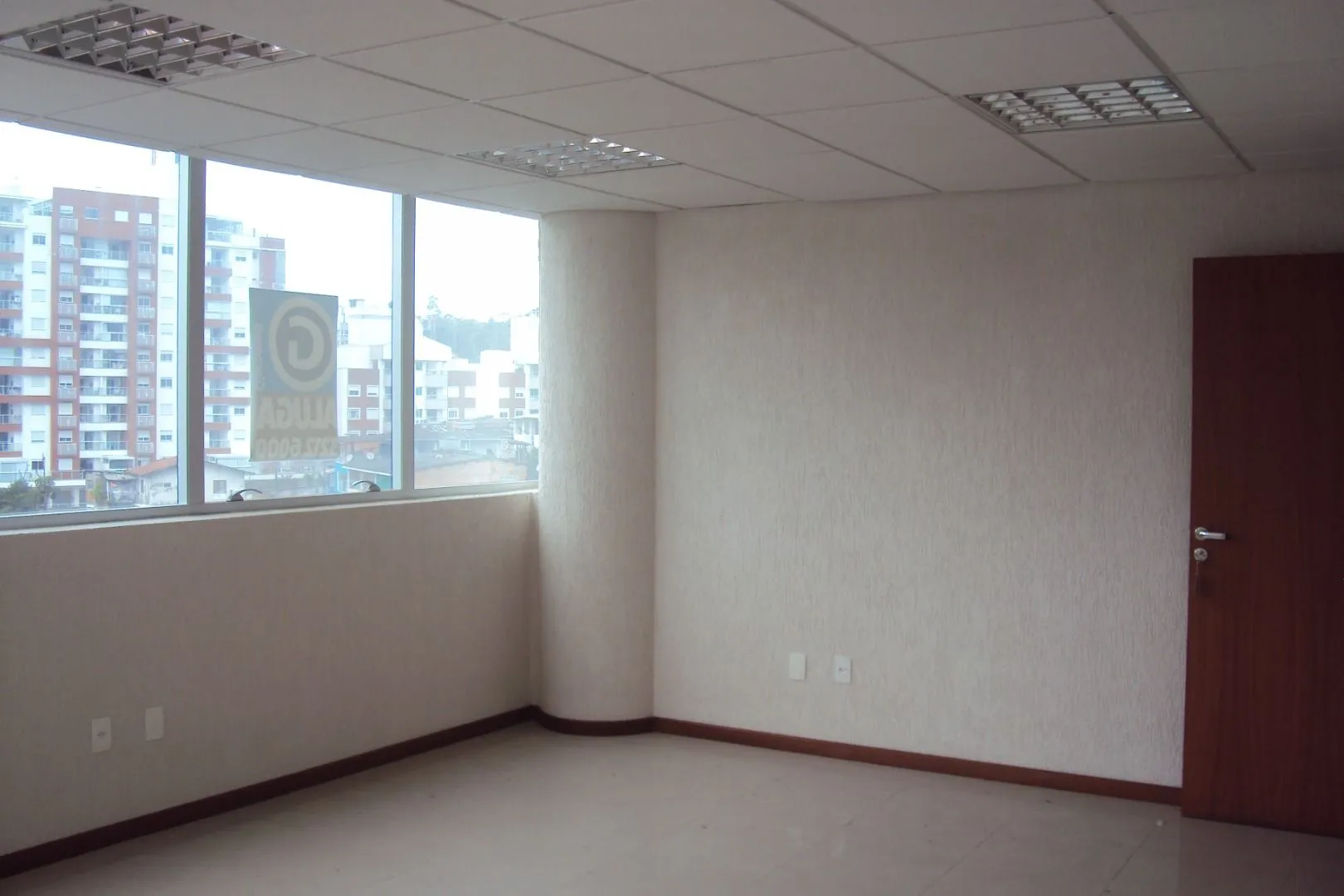 Imagem Sala à venda com , 38m² em Agronômica Florianópolis
