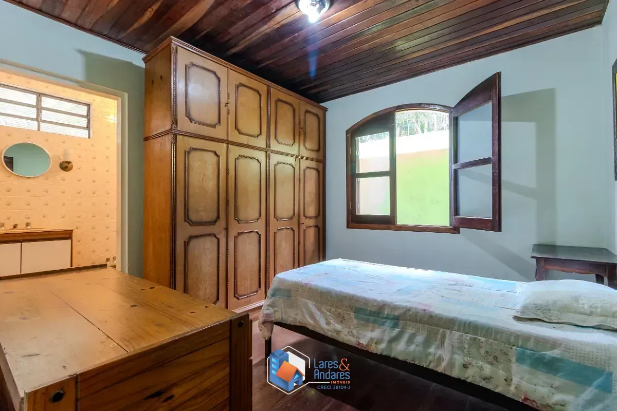 Imagem Casa para venda em Sítio Represa com 5 quartos, sendo 4 suítes, 365m²
