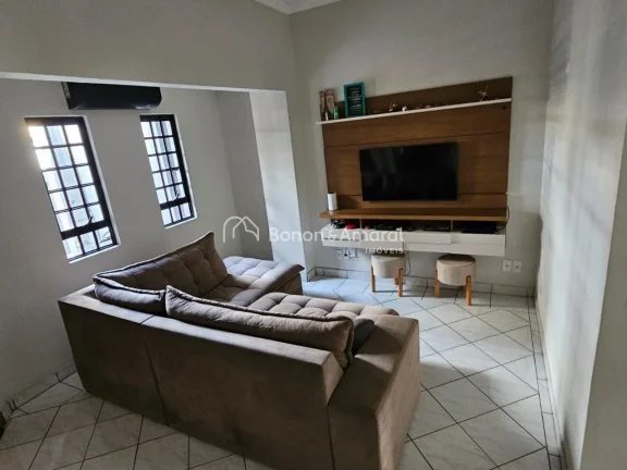 Imagem Sobrado à Venda no Monte Alegre 3, Paulínia - SP - Excelente Localização!

Belíssimo sobrado lo...