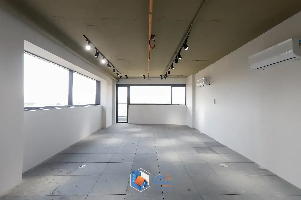 Foto do imóvel Conjunto comercial para venda em Água Branca, 69m² em Avenida Marquês de São Vicente