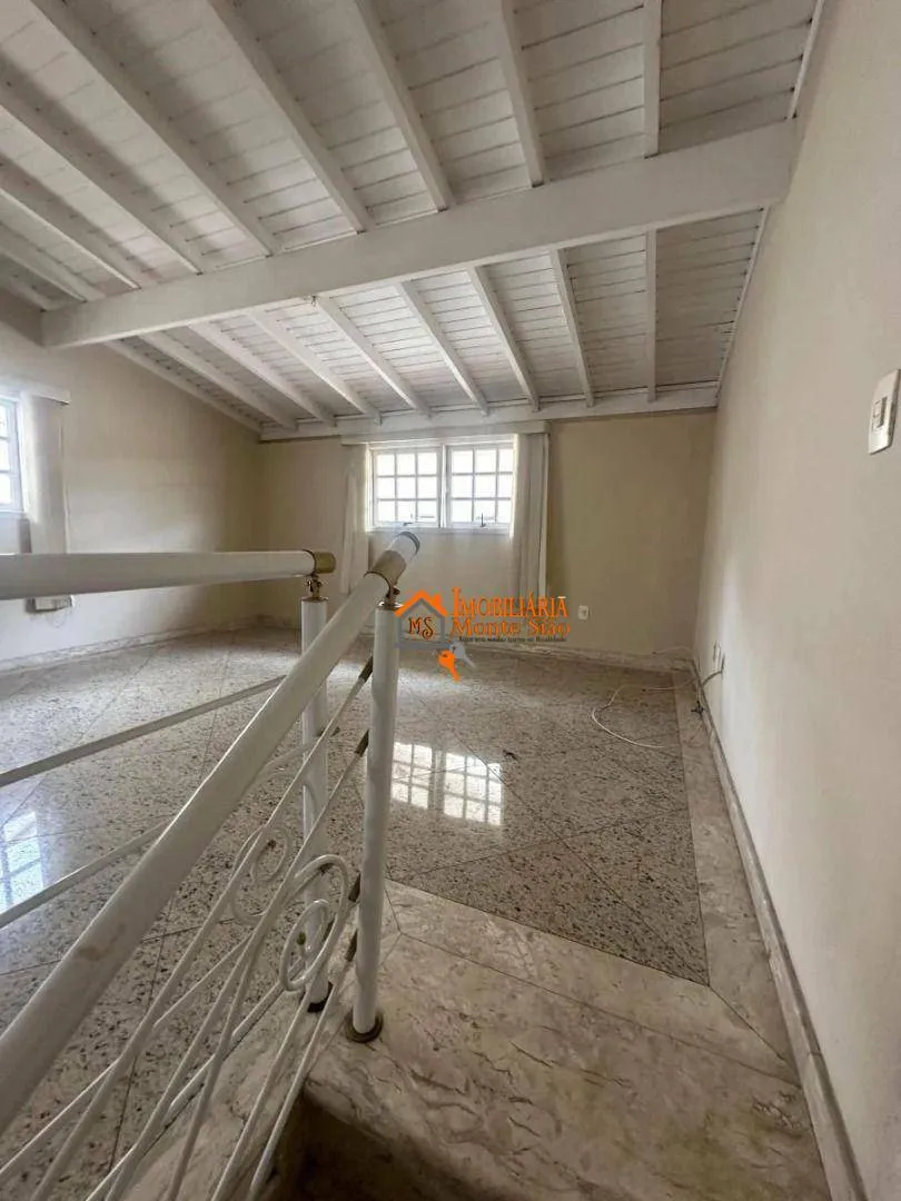 Imagem Casa com 3 dormitórios à venda, 210 m² por R$ 1.700.000,00 - Ponte Grande - Guarulhos/SP