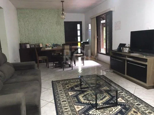Imagem Casa para Venda - 147m², 3 dormitórios, sendo 1 suites, 2 vagas - Ideal