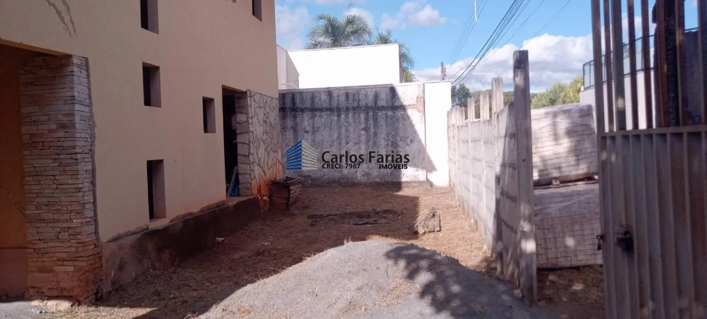 Imagem Casa em Condomínio para Venda em Brasília, Setor Habitacional Jardim Botânico, 5 dormitórios, 4 suítes, 5 banheiros, 2 vagas