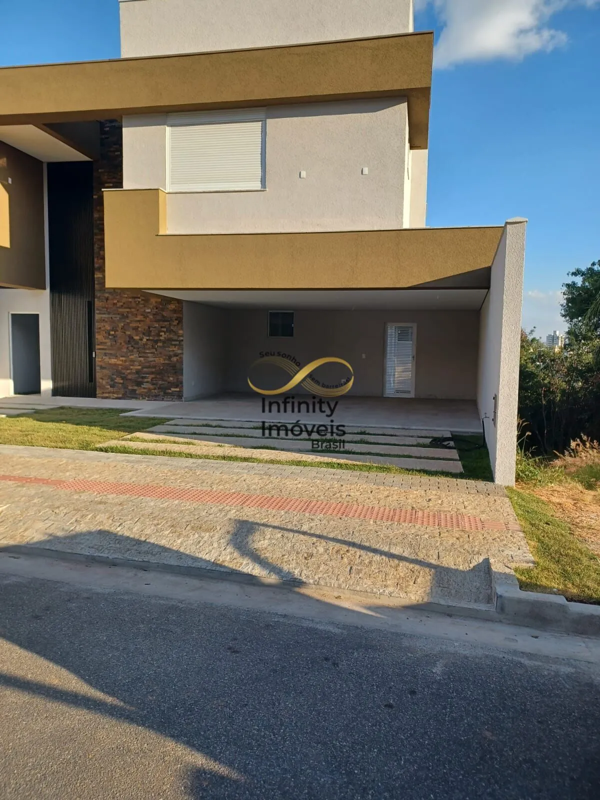Imagem Casa Alto Padrão em Chácara Cotia, Contagem/MG