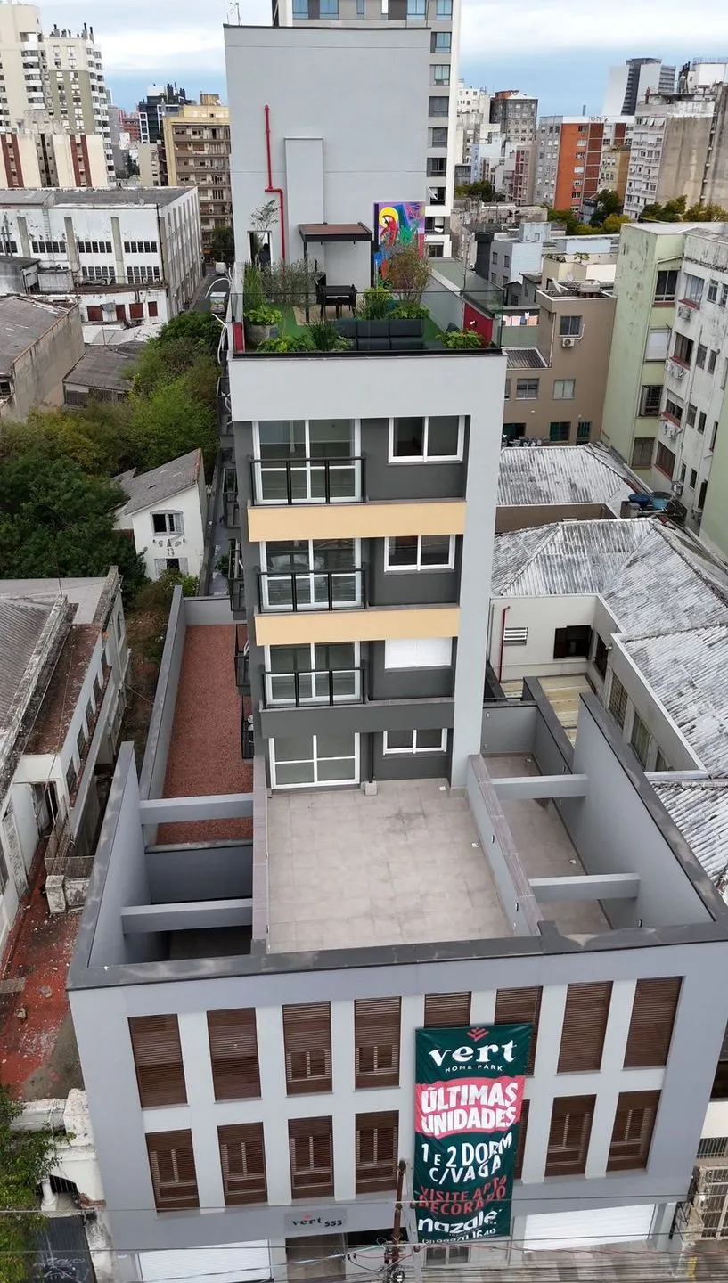 Imagem Apartamento à venda em Porto Alegre, Farroupilha, com 1 quarto, 33.06m2