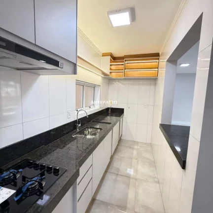 Imagem Vende-se Apartamento Novo, com planejados Área Central