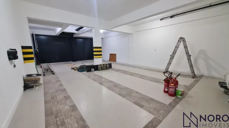 Imagem Apartamento 2 Dormitórios com Suíte e 2 Vagas de Garagem, sacada, gesso, churras