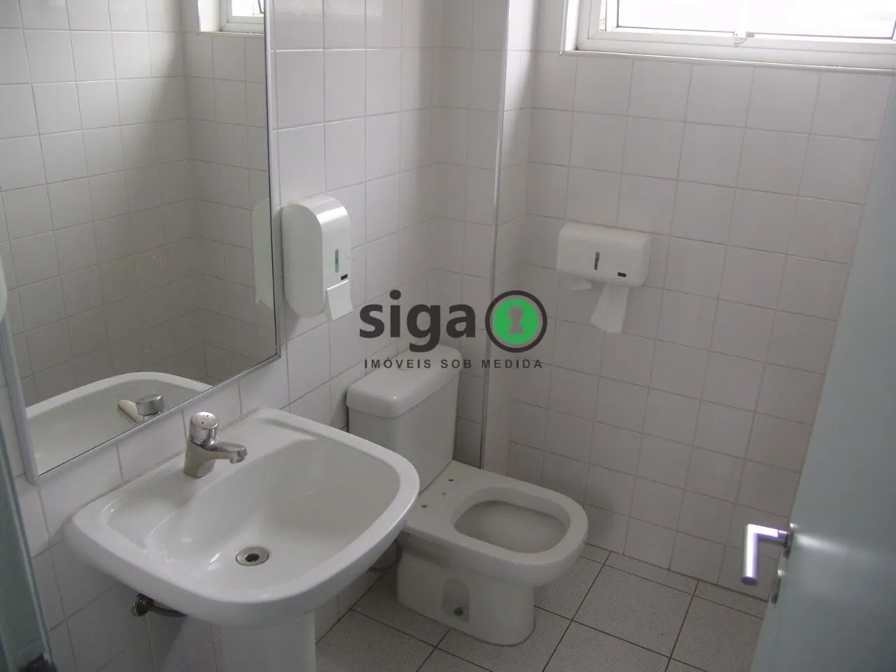 Imagem Prédio comercial disponível para locação na Chácara Santo Antônio