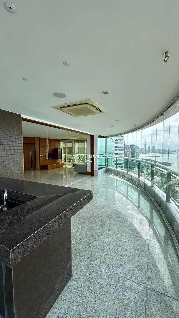 Imagem Apartamento na Beira Mar de Fortaleza - Condomínio Mucuripe Plaza