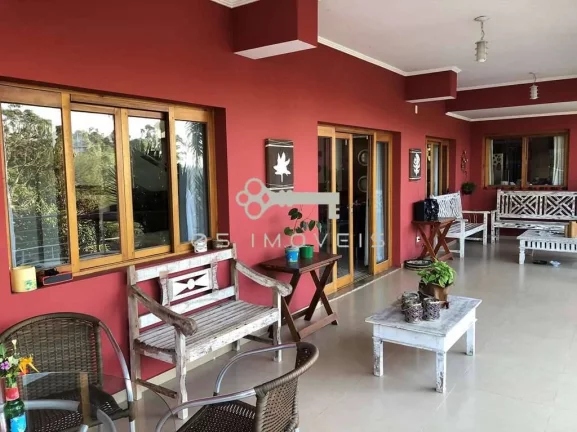 Imagem Moderna mansão à venda na Fazendinha com 5 suítes e lazer completo !