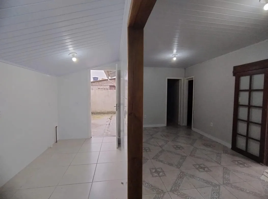 Imagem Casa perto do mar, em Capão Novo, apta para financiamento bancário
