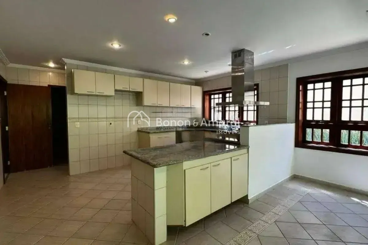 Imagem Casa em Condomínio à venda, 04 suítes, salas integradas, 393 m² Sítios Recreio Gramado
