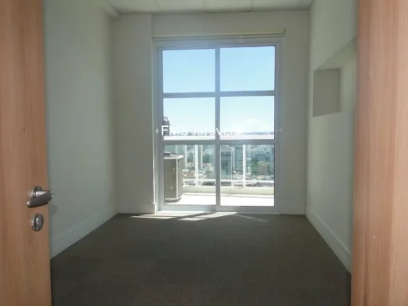 Imagem Conjunto comercial no Brooklin com 120m²