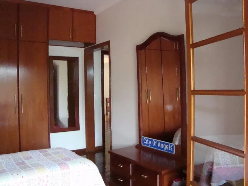 Imagem Imperdível oportunidade de adquirir casa de luxo em condomínio no Condomínio Chácara Flora, Valinhos-SP: 4 quartos, 4 suítes, 6 banheiros, 4 vagas, 430m².