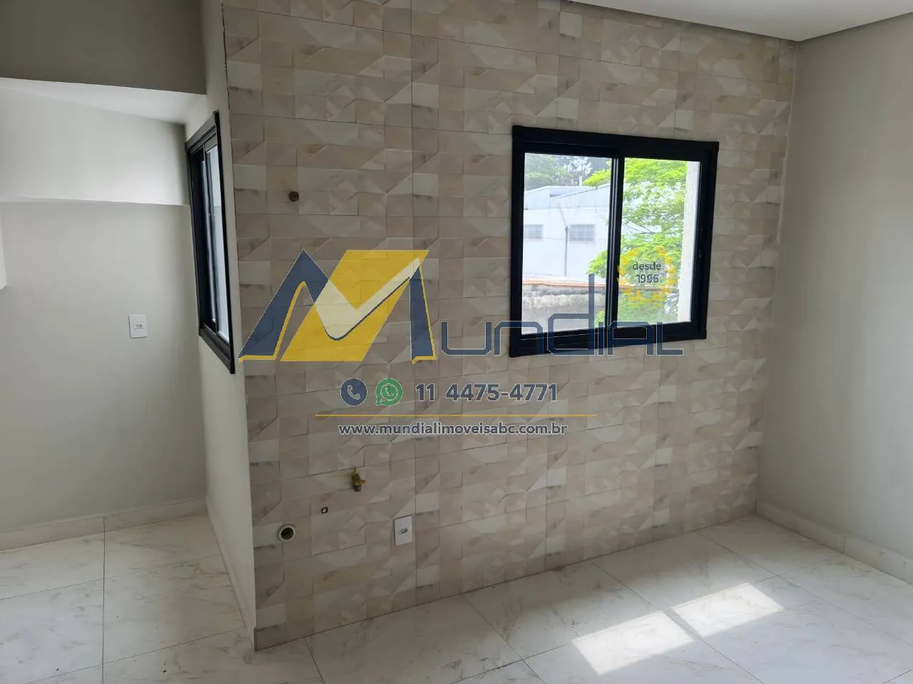 Imagem Cobertura à Venda com 108m², 2 dormitórios, 1 suíte, 1 sala e 2 vagas!!!