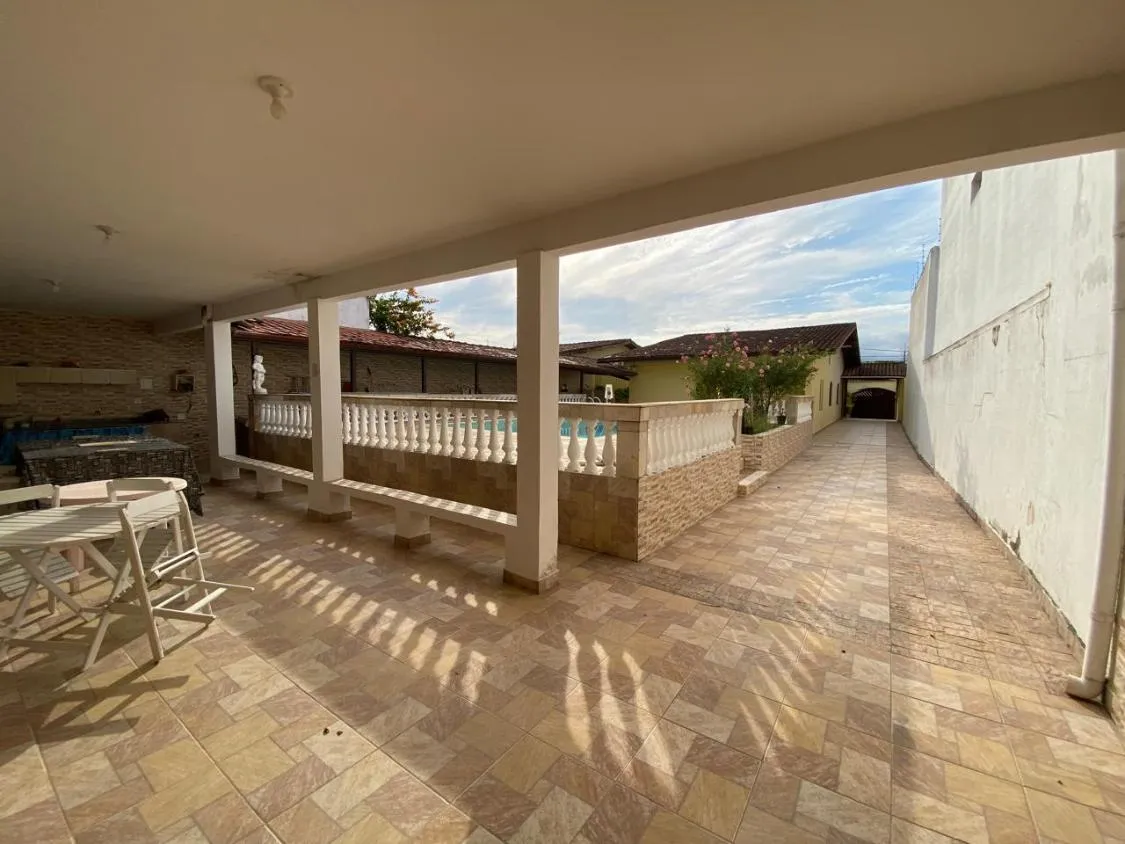 Imagem LINDA CASA COM PISCINA PARA VENDA NO CIBRATEL II