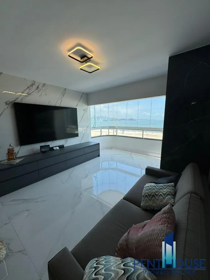 Imagem Apartamento Frente Mar para Venda em Balneário Camboriú, CENTRO, 4 dormitórios, 2 suítes, 4 banheiros, 1 vaga