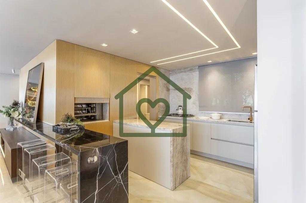 Imagem Jardim Europa, apto andar alto com 202 metros privativos sendo 3 suítes e 3 vagas no Tree Haus, emp...