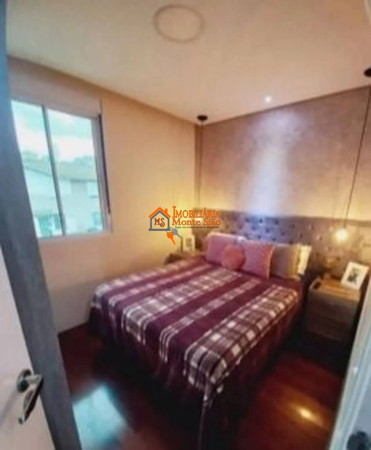 Imagem Sobrado com 2 dormitórios à venda, 54 m² por R$ 420.000,00 - Jardim Nova Cidade - Guarulhos/SP