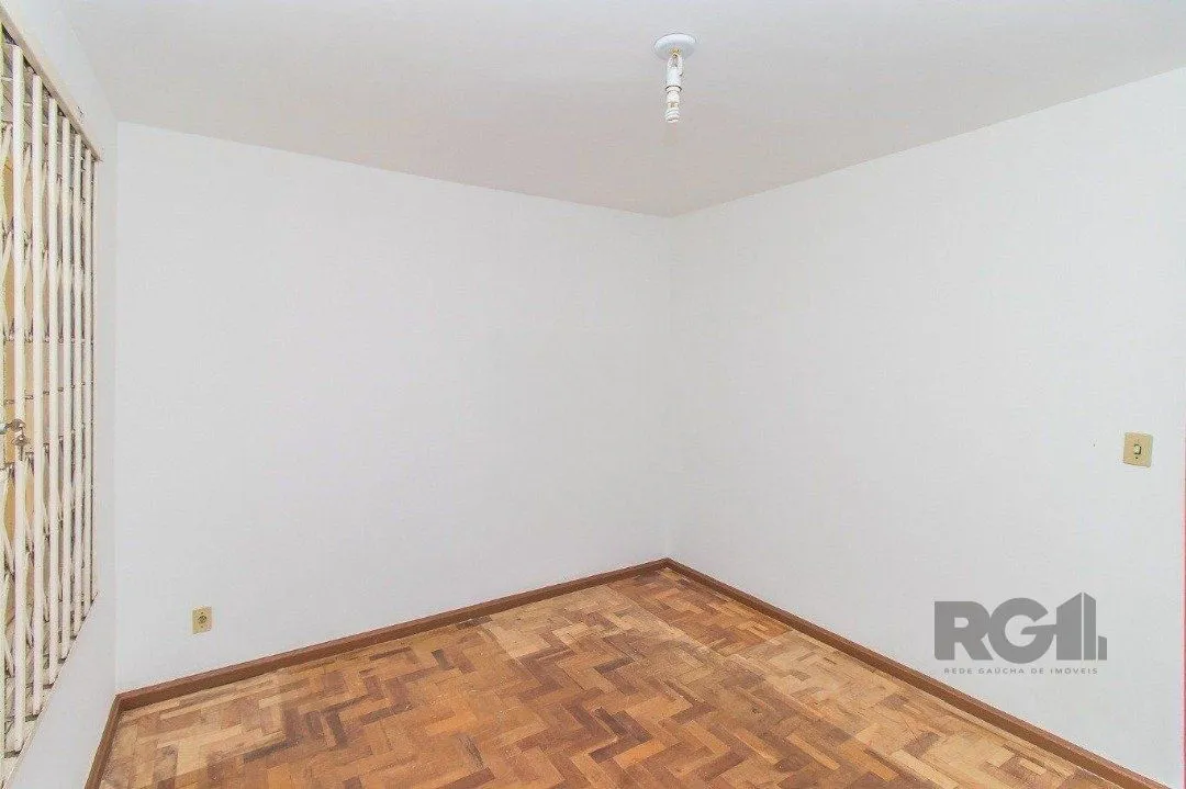 Imagem Casa, 200m², 3 dormitórios, bairro Cristal
