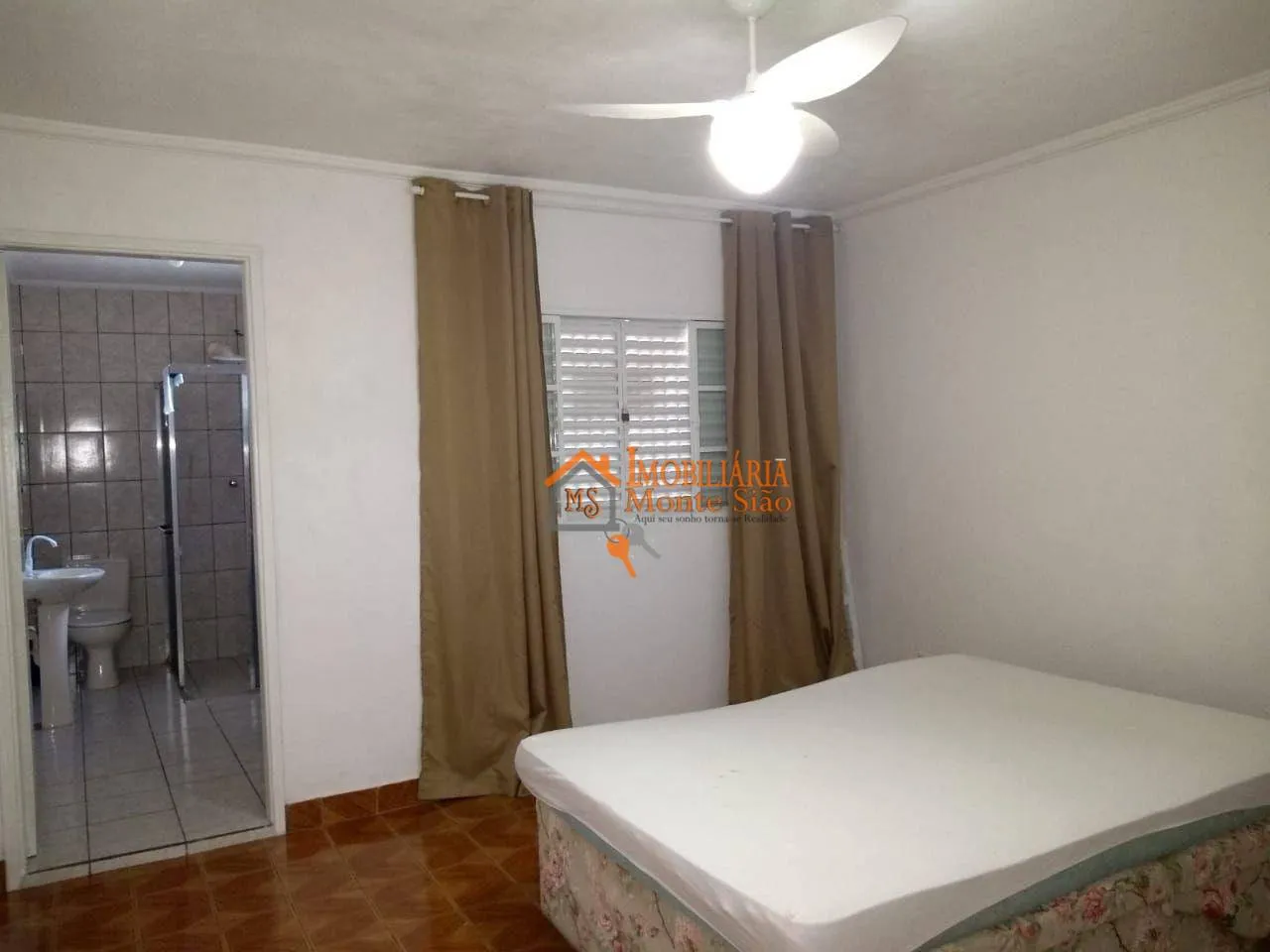 Imagem Sobrado com 3 dormitórios à venda, 176 m² por R$ 640.000,00 - Jardim São Jorge - Guarulhos/SP