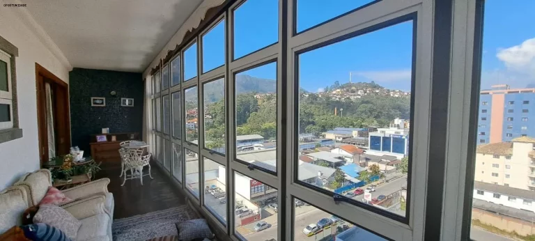 Imagem Apartamento para Venda em Teresópolis, Várzea, 4 dormitórios, 4 suítes, 5 banheiros, 2 vagas
