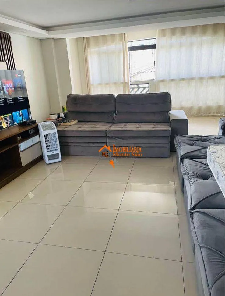 Imagem Sobrado com 2 dormitórios à venda, 180 m² por R$ 426.000,00 - Recreio São Jorge - Guarulhos/SP