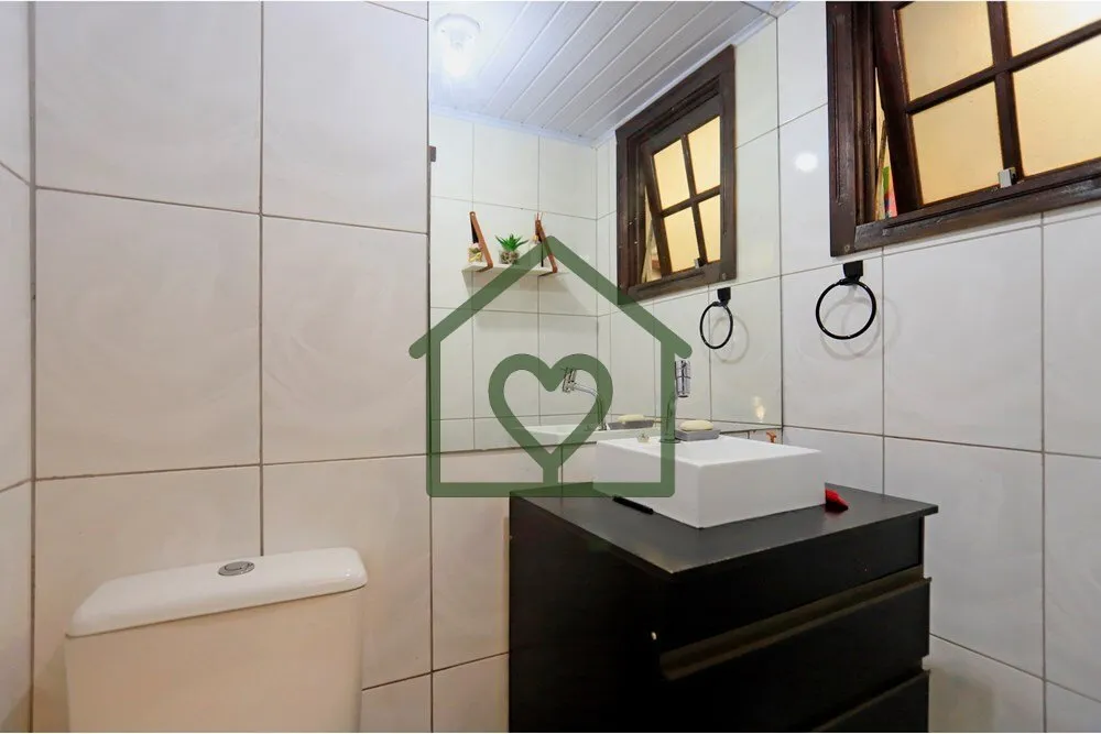 Imagem Apresentamos uma oportunidade única para adquirir sua casa dos sonhos por um preço imperdível! Es...