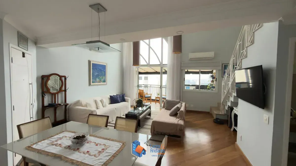 Imagem Duplex para venda em Saúde com 4 quartos, sendo 4 suítes, 188m²