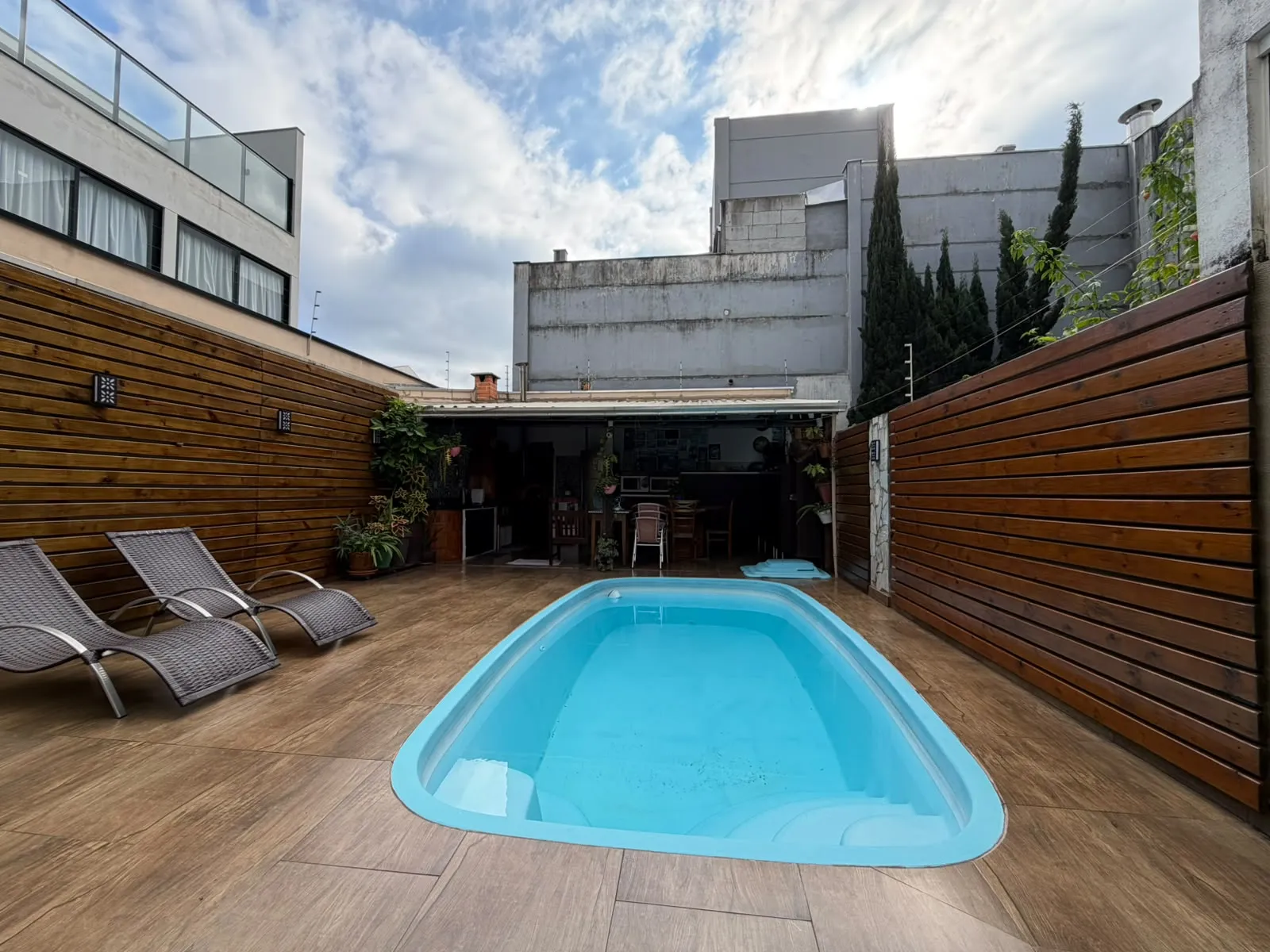 Imagem Casa à venda com 200m2 por R$ 2.800.000,00