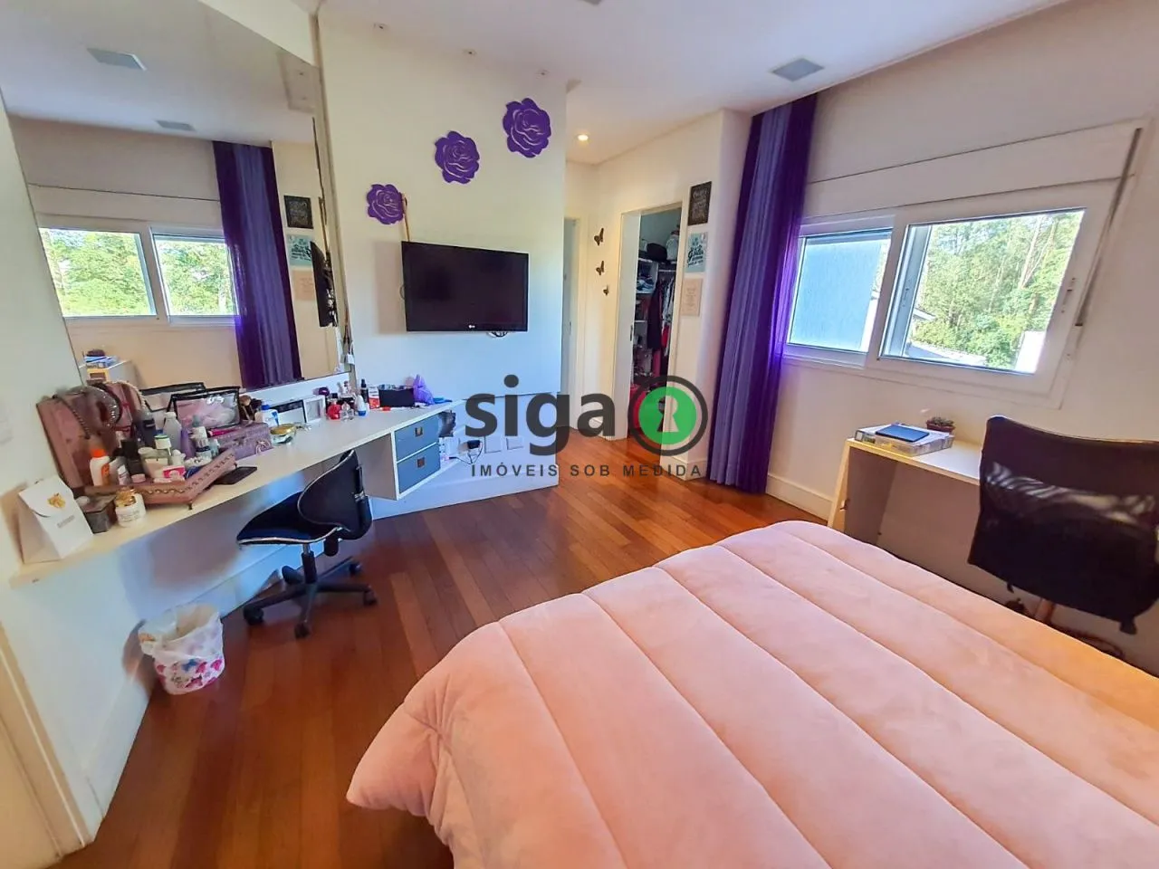 Imagem Maravilhoso Sobrado 600 m² Arujá V