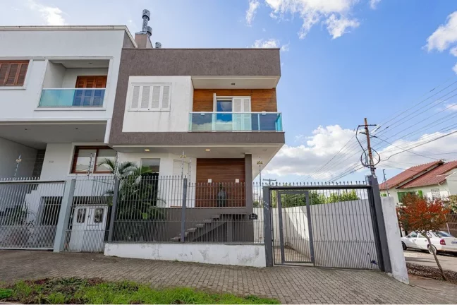 Foto do imóvel Casa para venda em Porto Alegre
