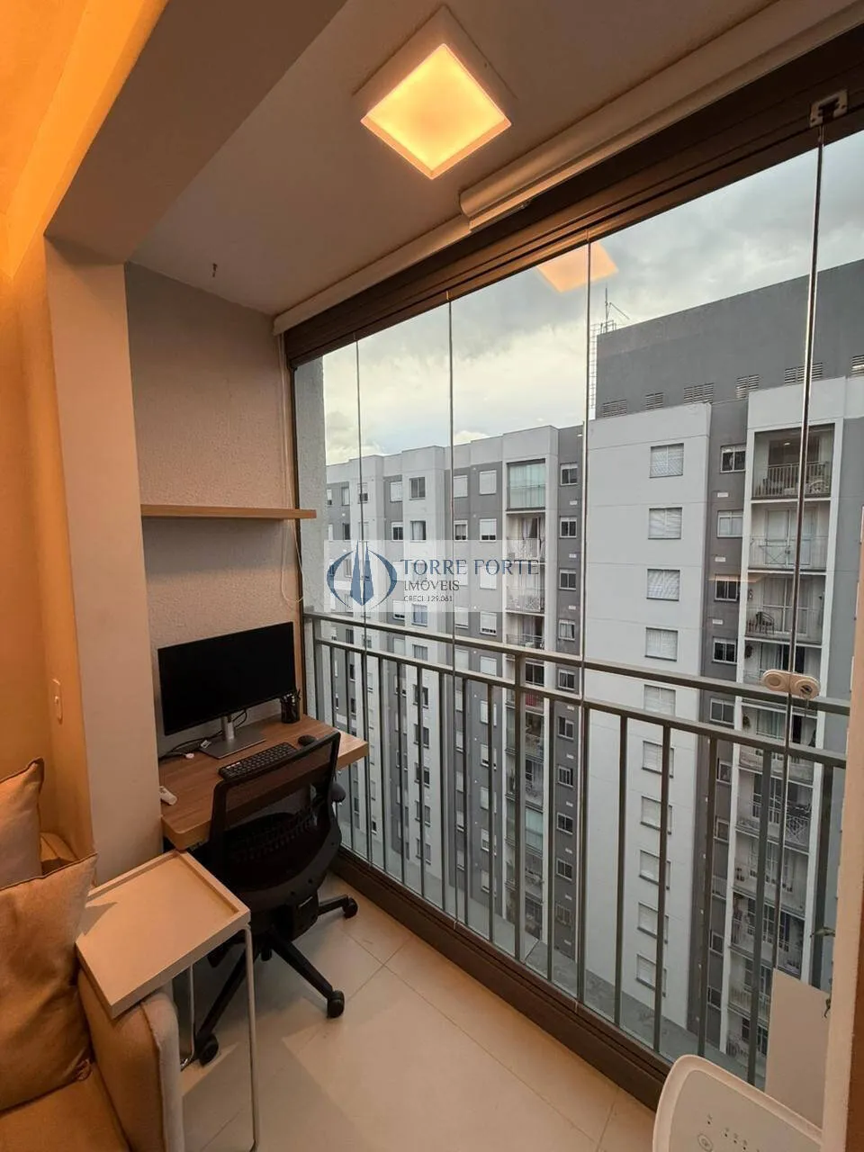 Imagem Lindo apartamento com 2 dormitórios, sacada e 1 vaga em Santo Amaro